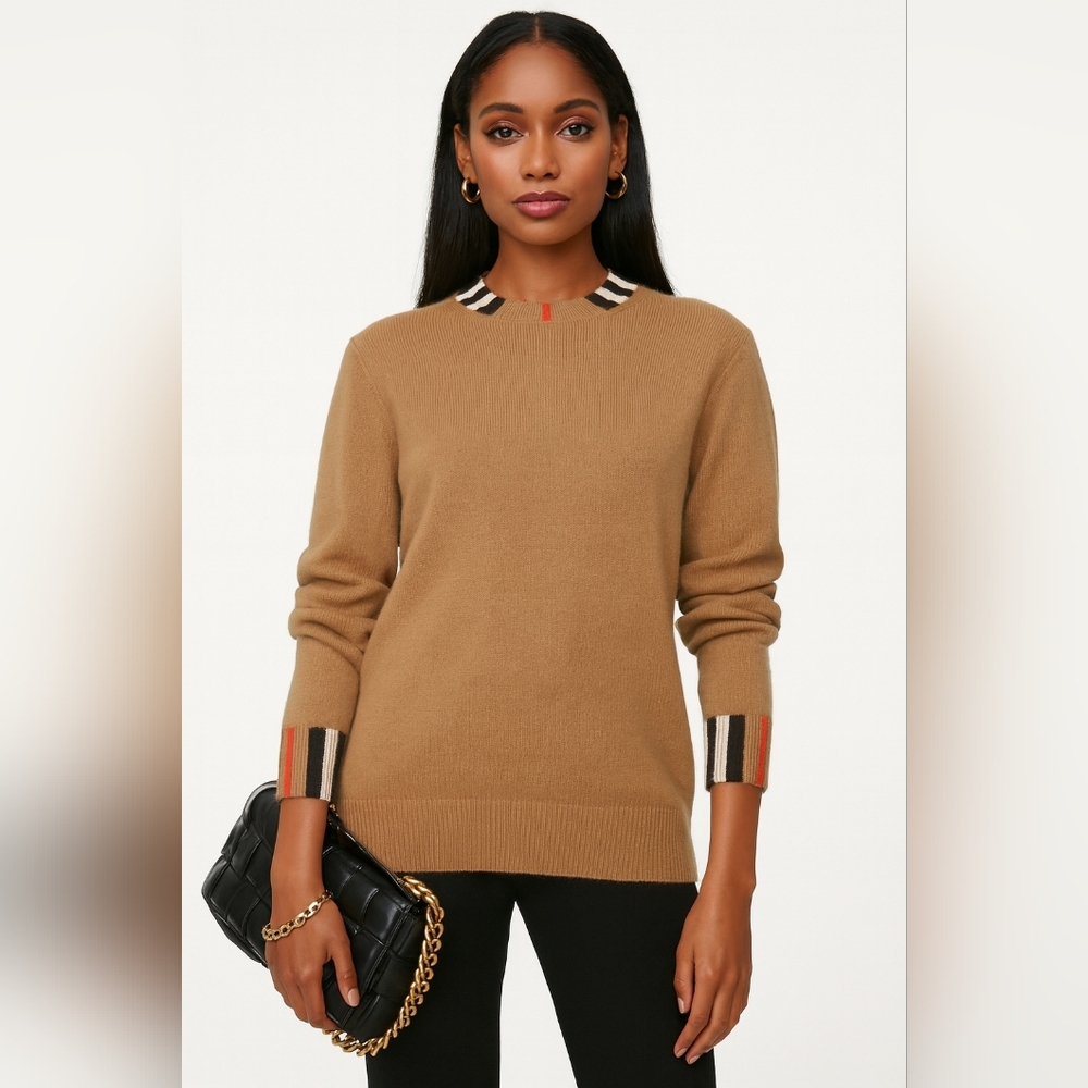 🌟Burberry Stripe Trim Sweater